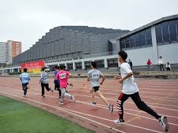 切特偷看&请她看NBA的美女原来是粉丝超千万的现象级美妆时尚博主