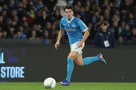 详解棒球规则中的界外球接捕判罚当球触及看台边缘摄影器材的处理